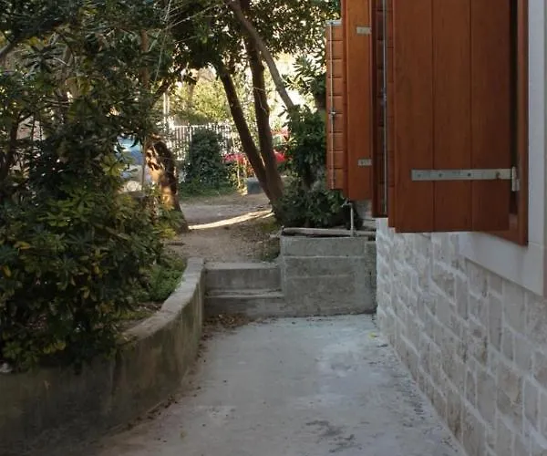 Seaside House Kastel Novi, - 7554 Semesterbostad *